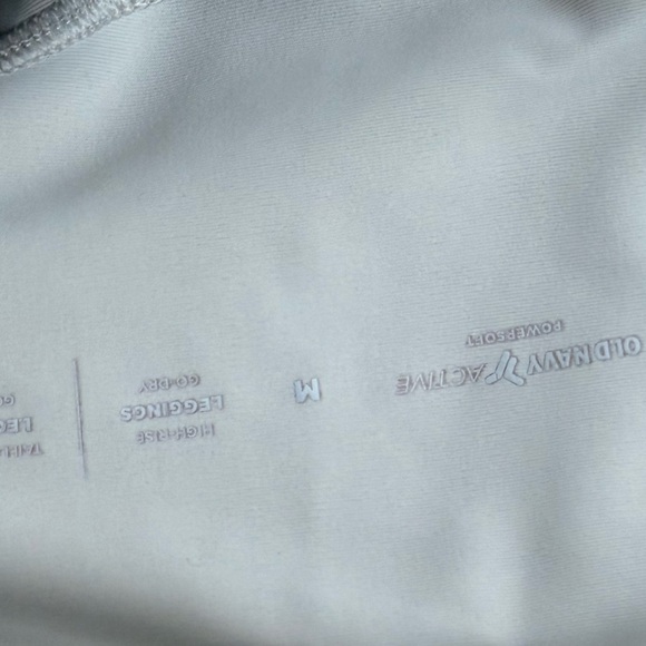 Old Navy Women's Cream Leggings - Picture 4 of 4